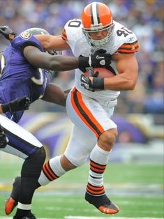 Peyton Hillis