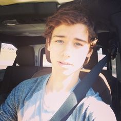 Uriah Shelton