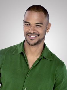 Dondre Whitfield