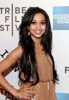 Samantha Logan