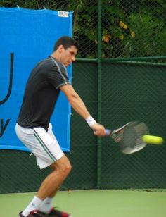 Victor Hanescu