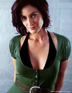 Carrie-Anne Moss