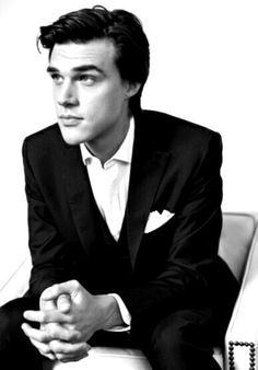 Finn Wittrock