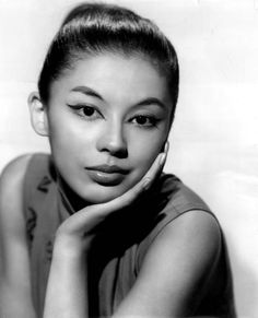 France Nuyen