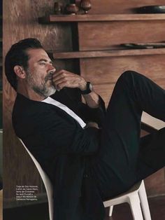 Jeffrey Dean Morgan