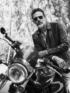 Jeffrey Dean Morgan