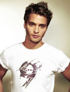 Luke Grimes