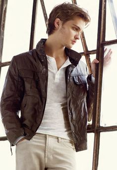 Luke Grimes