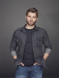 Mike Vogel