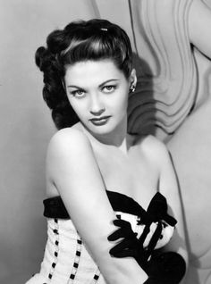 Yvonne De Carlo