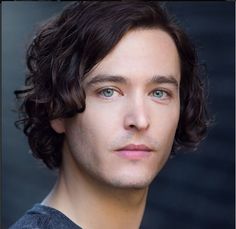 Alexander Vlahos