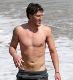 Eric Balfour