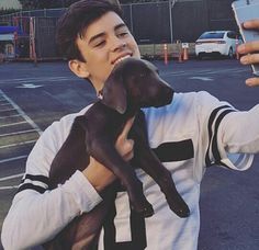 Hayes Grier