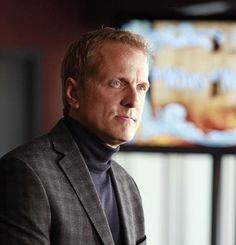 Patrick Fabian