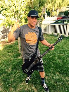 Robert Trujillo