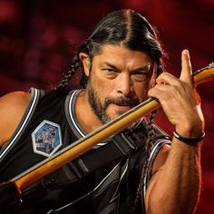 Robert Trujillo