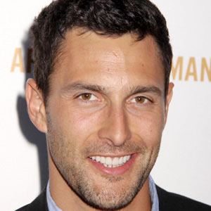 Noah Mills