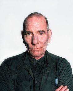 Pete Postlethwaite