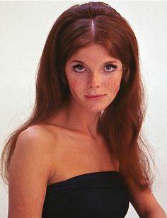 Samantha Eggar