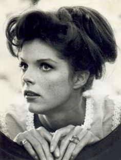 Samantha Eggar