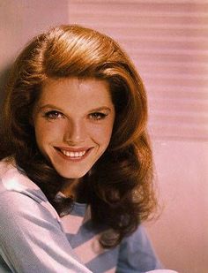 Samantha Eggar