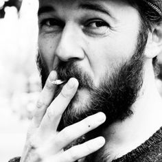 Daniel Henshall