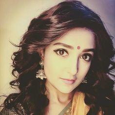 Monali Thakur