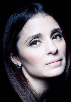 Shiri Appleby