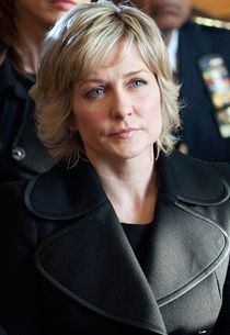 Amy Carlson