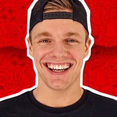 Enzo Knol