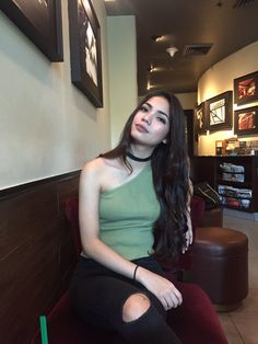 Jane De Leon