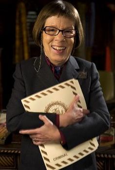 Linda Hunt