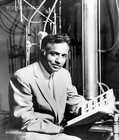 Subrahmanyan Chandrasekhar