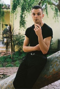 Theo Hutchcraft