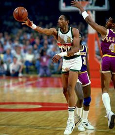 Alex English