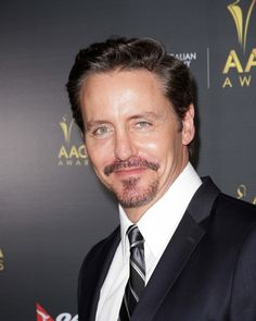 Charles Mesure