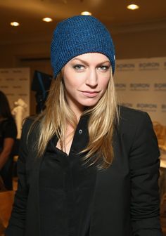 Jes Macallan