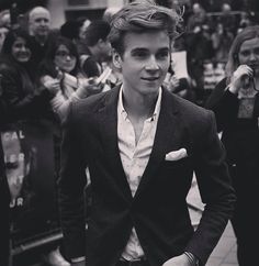 Joe Sugg