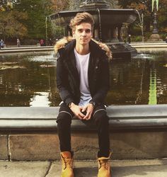 Joe Sugg