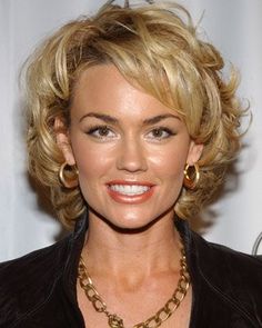 Kelly Carlson