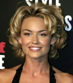 Kelly Carlson