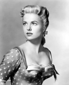 Martha Hyer