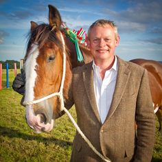 Martin Clunes