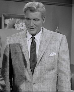 William Hopper