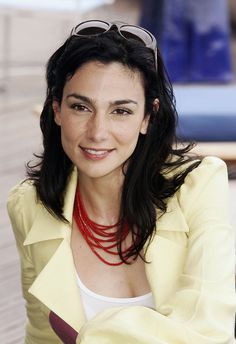 Annie Parisse