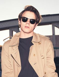 Charlie Heaton