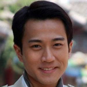 Hawick Lau