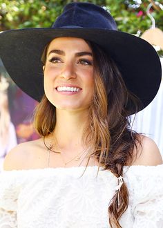 Nikki Reed