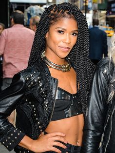 Simone Battle