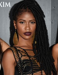 Simone Battle